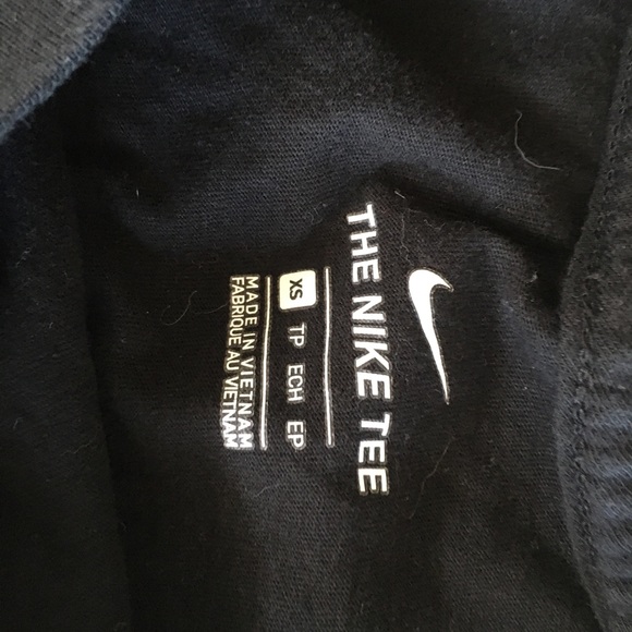 Nike t-shirt - Picture 2 of 2